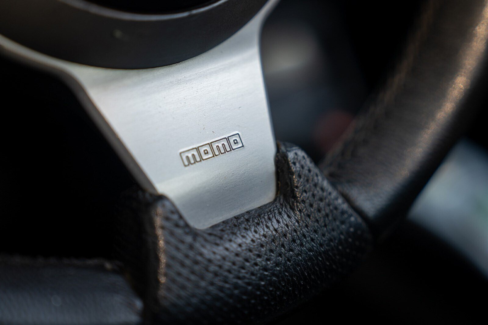 2010 Tesla Roadster   - Photo 46 - Renton, WA 98057