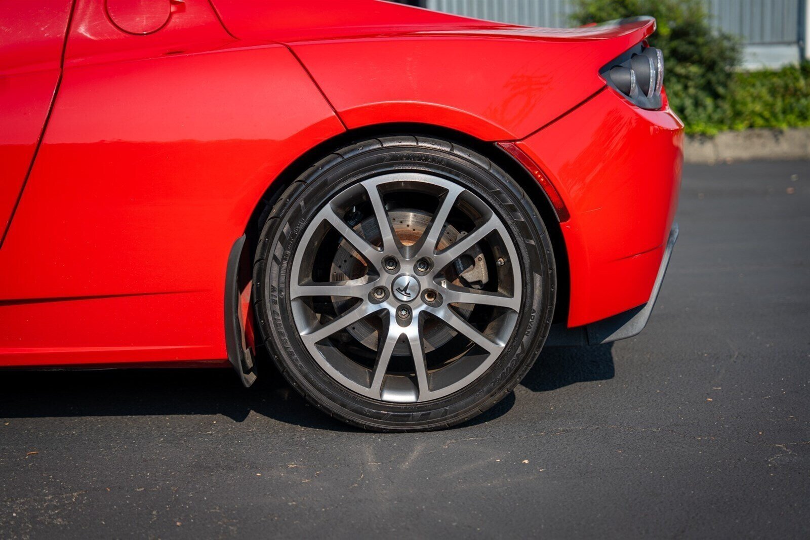 2010 Tesla Roadster   - Photo 28 - Renton, WA 98057
