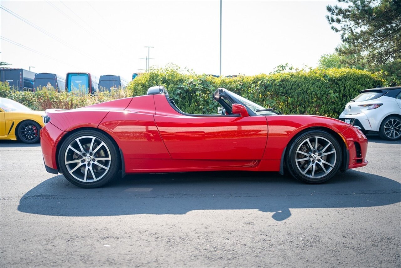 2010 Tesla Roadster   - Photo 11 - Renton, WA 98057