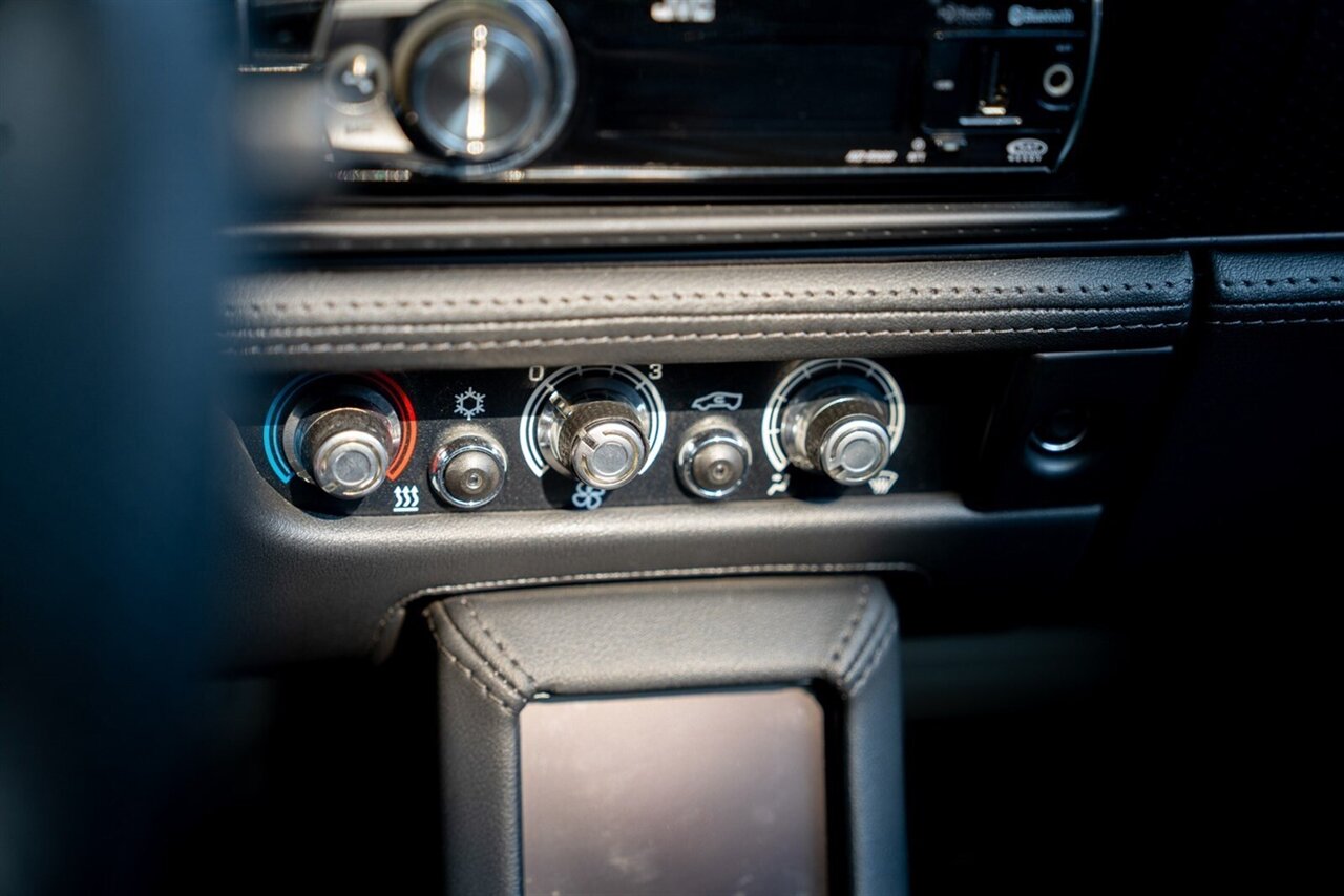 2010 Tesla Roadster   - Photo 52 - Renton, WA 98057