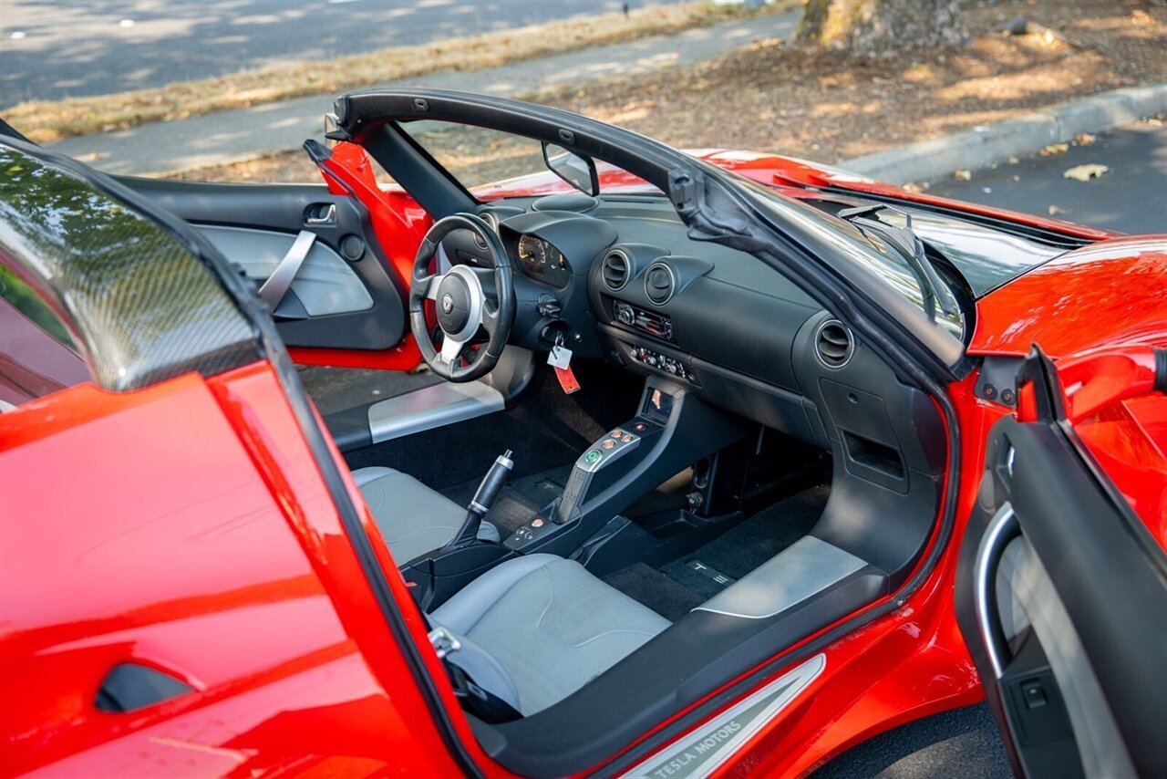 2010 Tesla Roadster   - Photo 37 - Renton, WA 98057