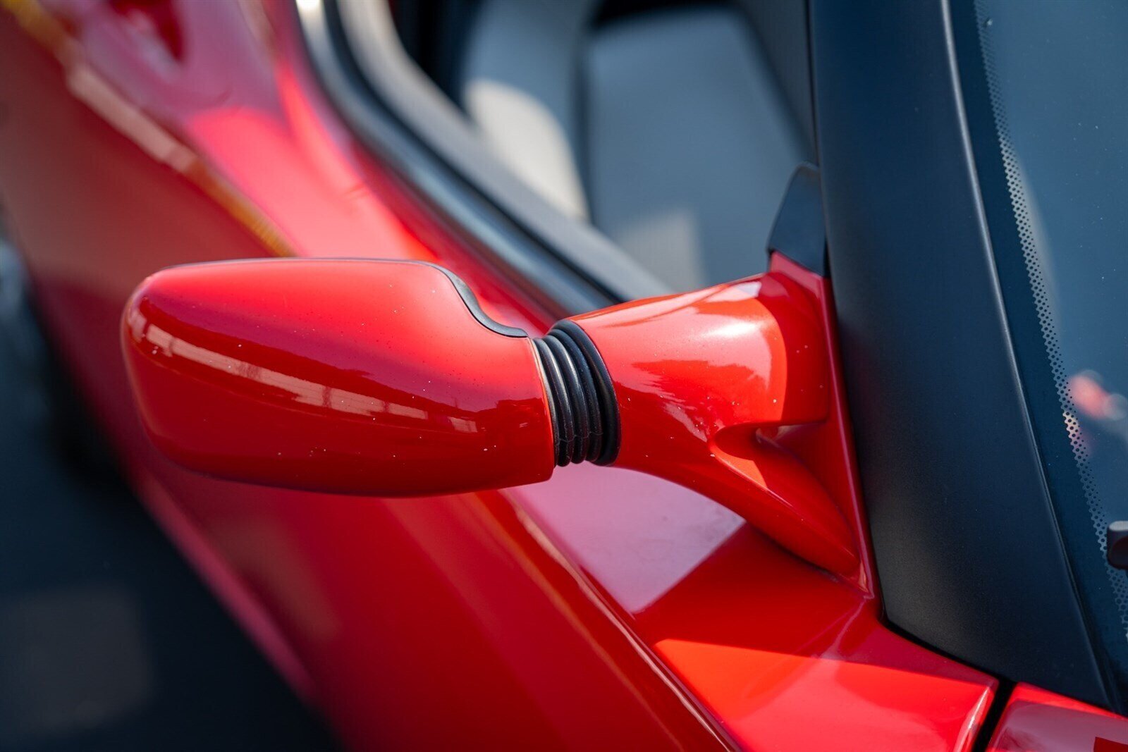 2010 Tesla Roadster   - Photo 14 - Renton, WA 98057