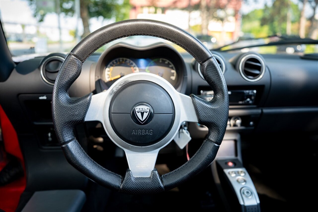 2010 Tesla Roadster   - Photo 51 - Renton, WA 98057