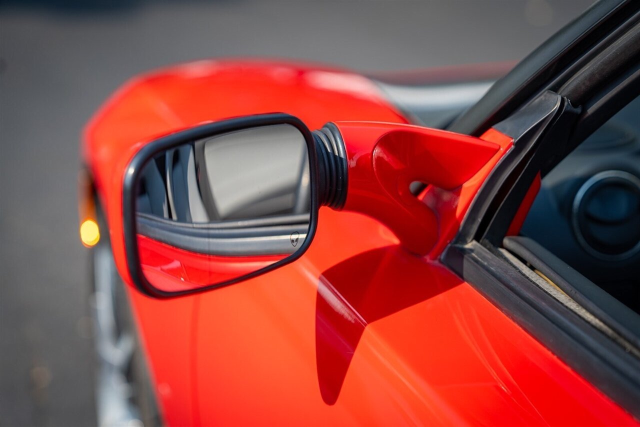 2010 Tesla Roadster   - Photo 26 - Renton, WA 98057