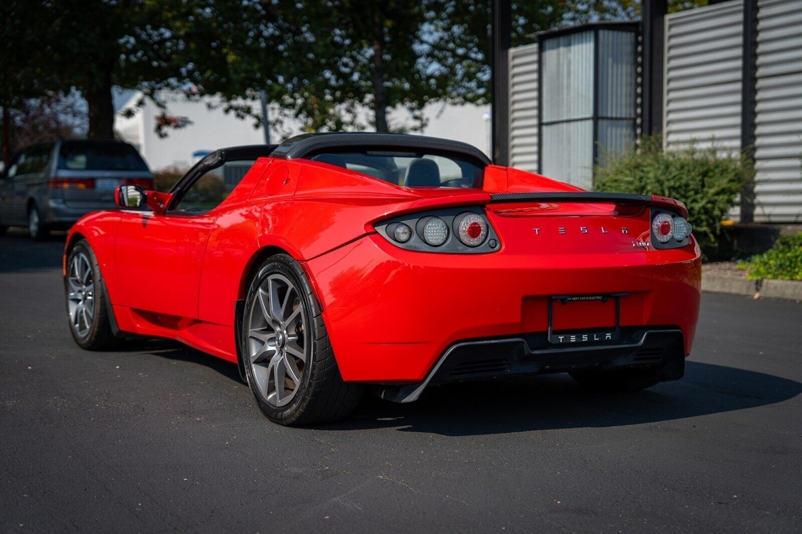 2010 Tesla Roadster   - Photo 8 - Renton, WA 98057