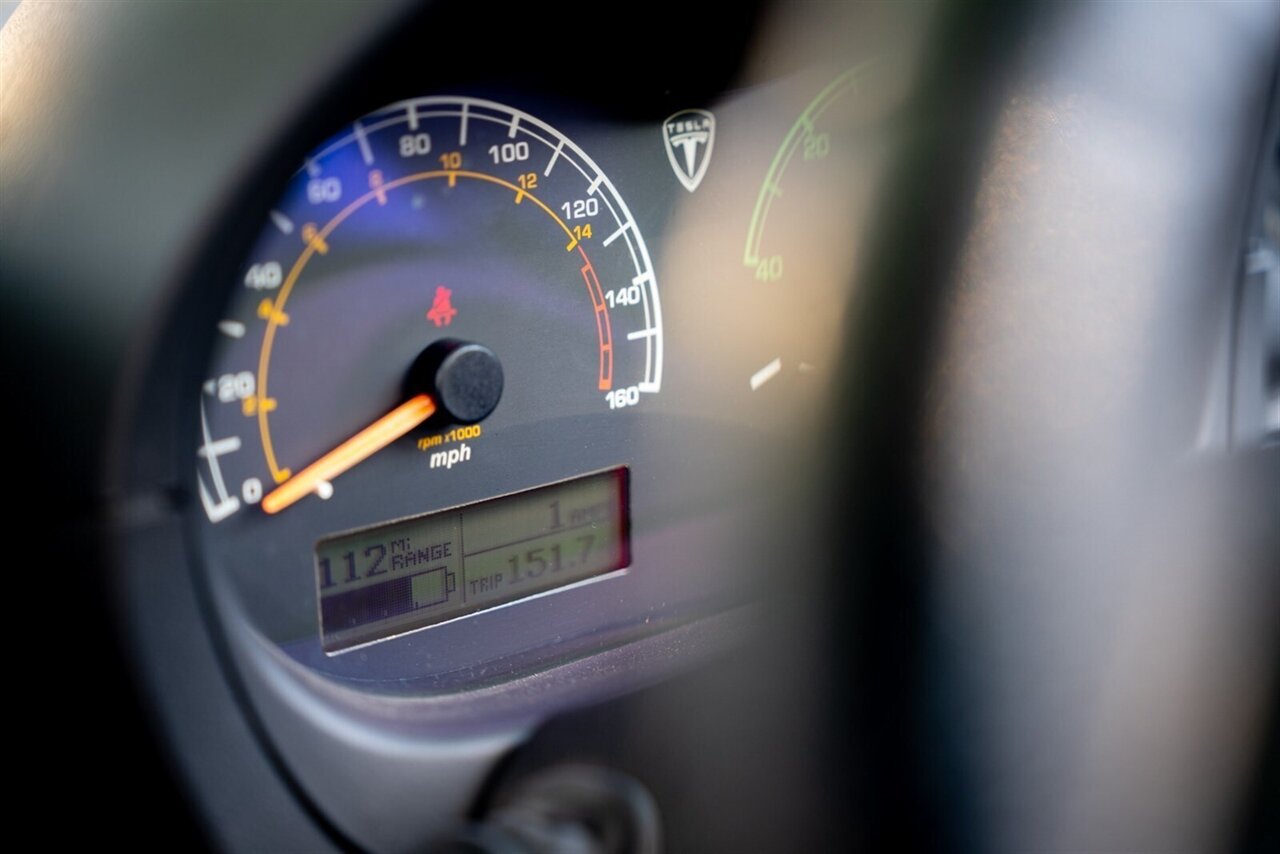 2010 Tesla Roadster   - Photo 43 - Renton, WA 98057