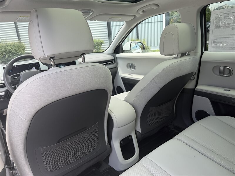2023 Hyundai IONIQ 5 Limited   - Photo 22 - Renton, WA 98057