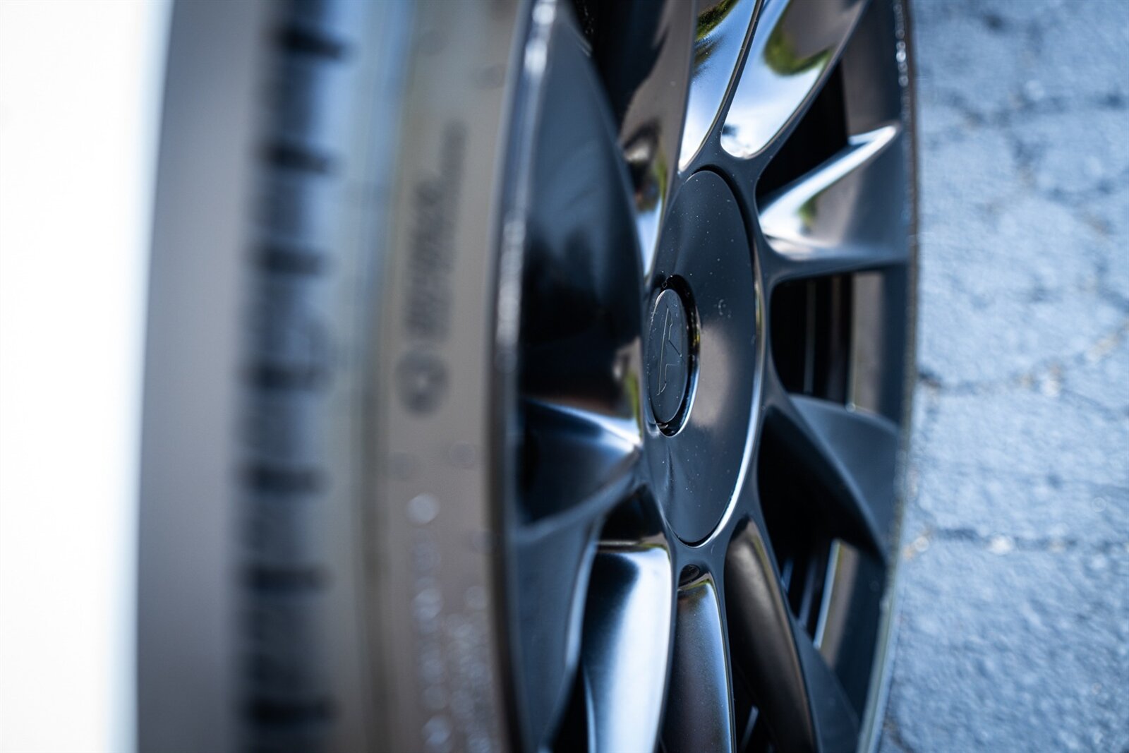 2021 Tesla Model Y Long Range   - Photo 5 - Renton, WA 98057