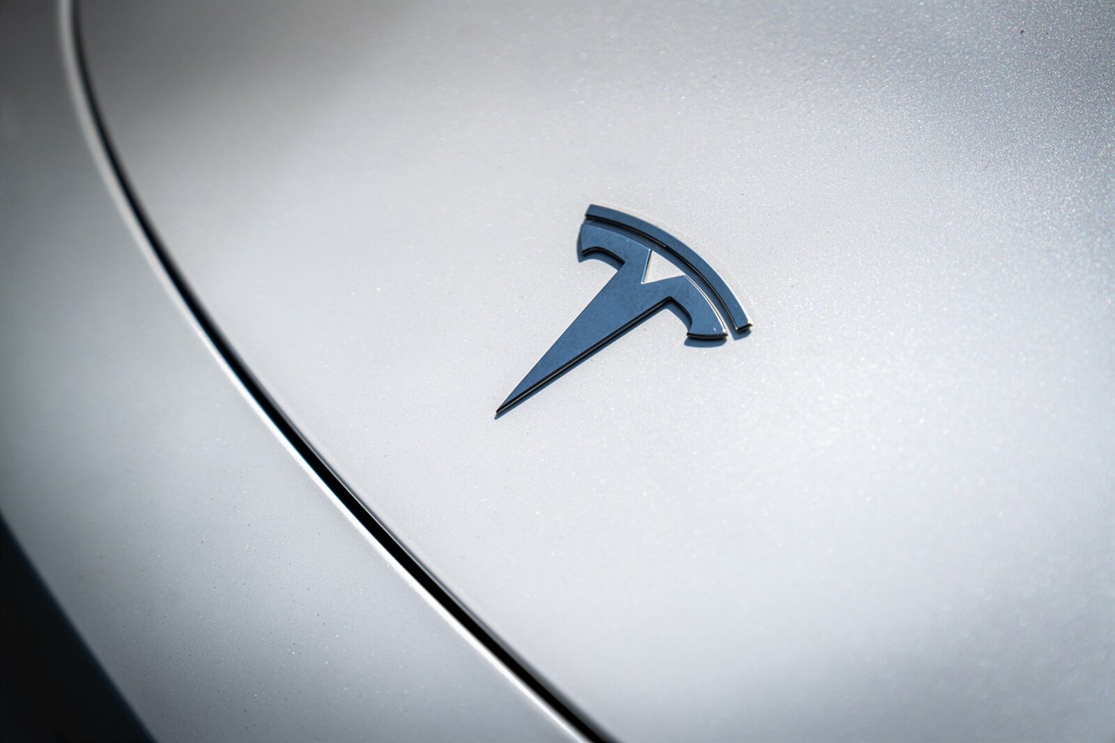 2021 Tesla Model Y Long Range   - Photo 3 - Renton, WA 98057
