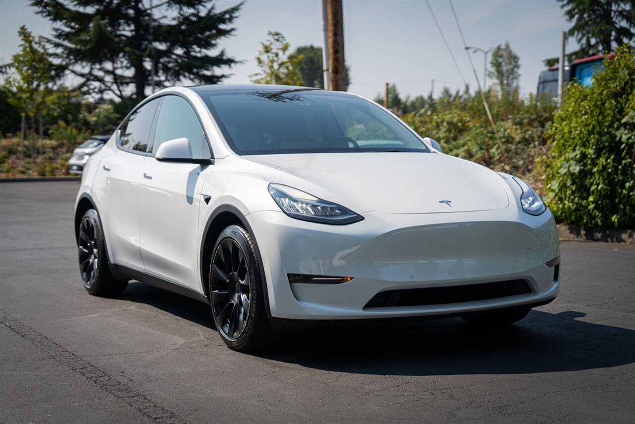 2021 Tesla Model Y Long Range   - Photo 12 - Renton, WA 98057