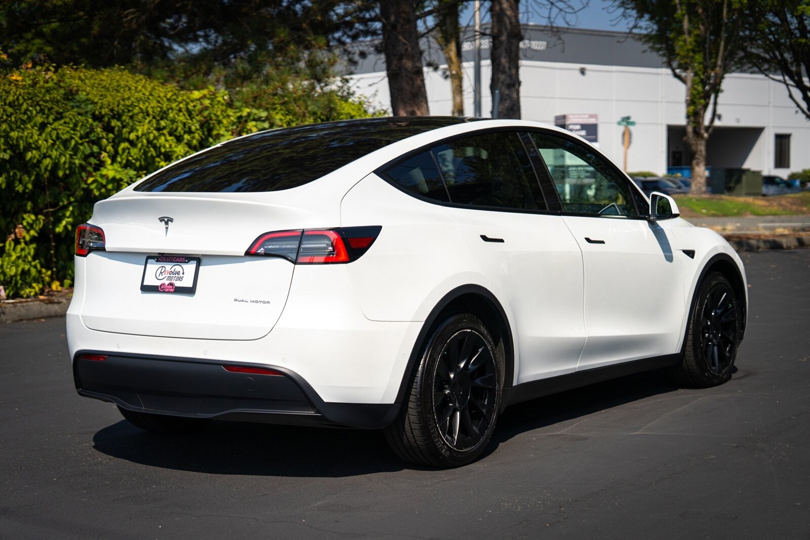 2021 Tesla Model Y Long Range   - Photo 10 - Renton, WA 98057