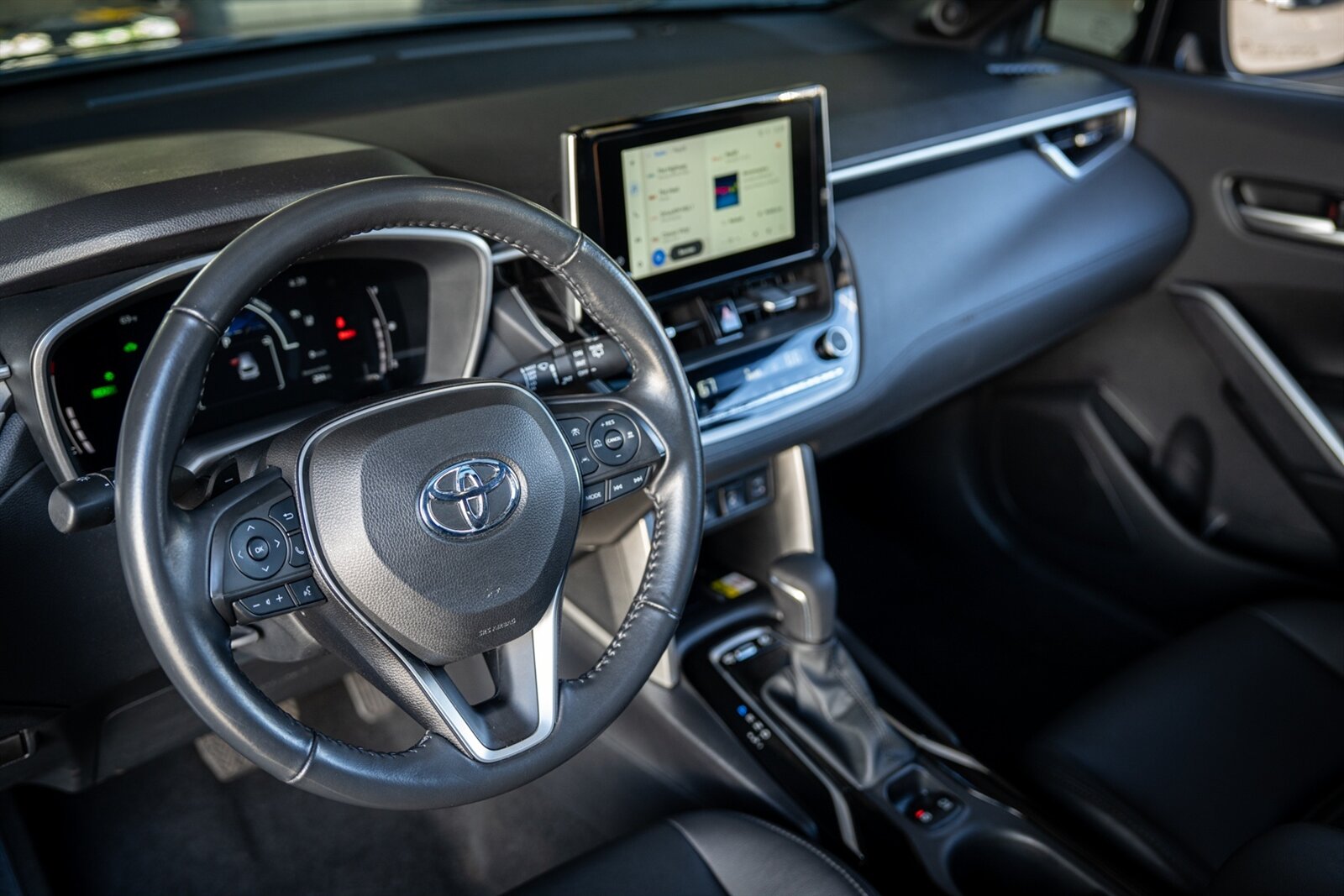 2023 Toyota Corolla Cross Hybrid XSE   - Photo 25 - Renton, WA 98057