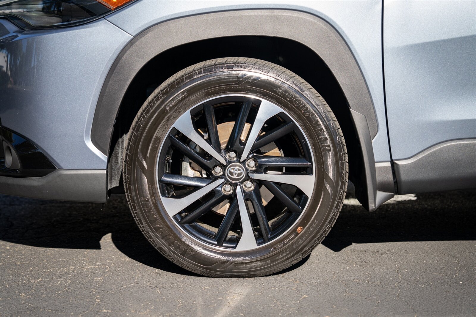 2023 Toyota Corolla Cross Hybrid XSE   - Photo 17 - Renton, WA 98057
