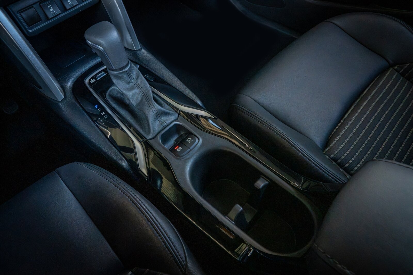 2023 Toyota Corolla Cross Hybrid XSE   - Photo 42 - Renton, WA 98057