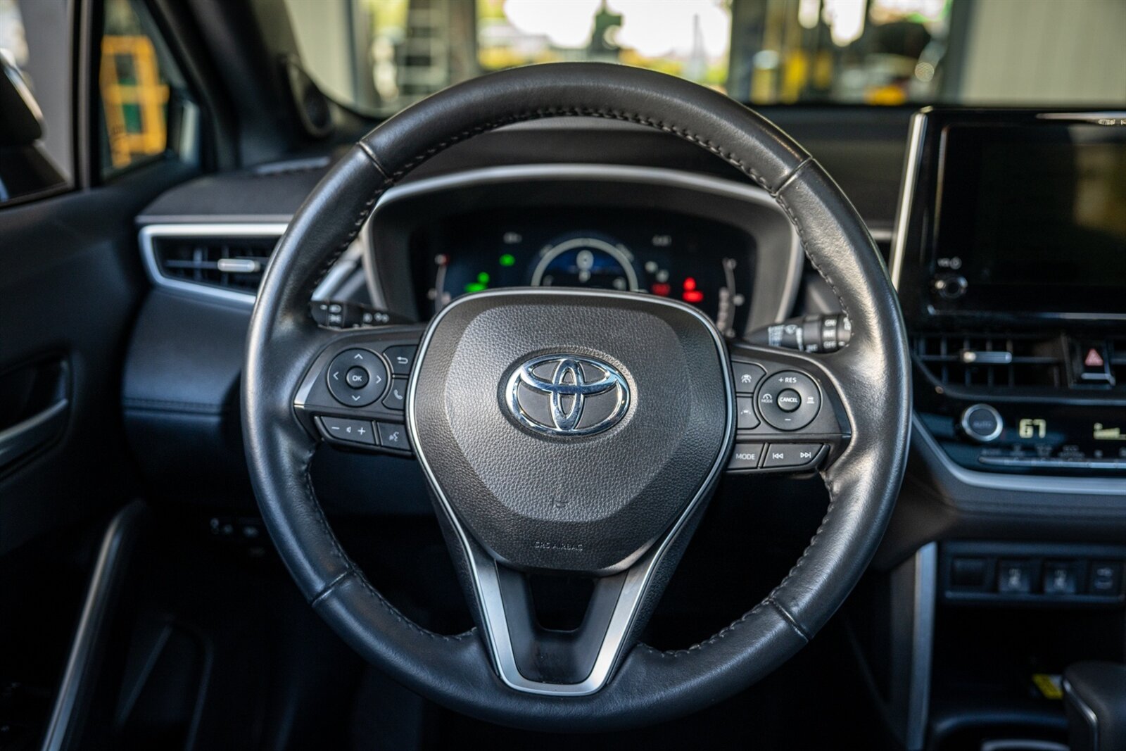 2023 Toyota Corolla Cross Hybrid XSE   - Photo 31 - Renton, WA 98057