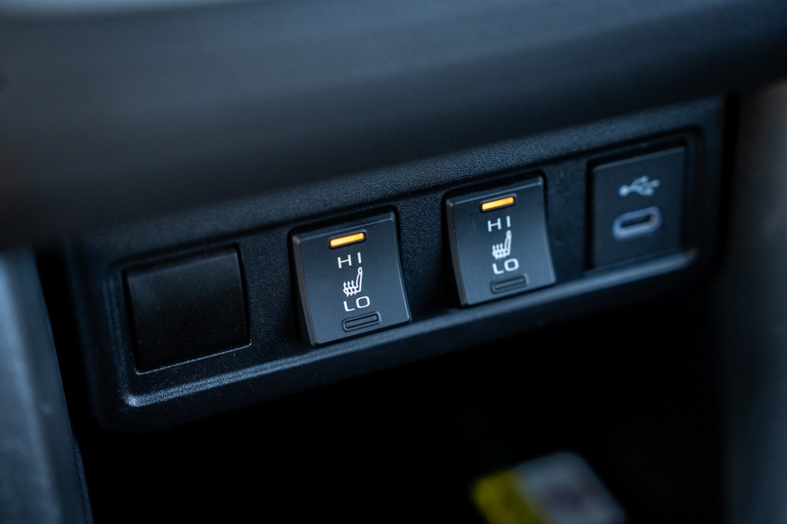 2023 Toyota Corolla Cross Hybrid XSE   - Photo 39 - Renton, WA 98057