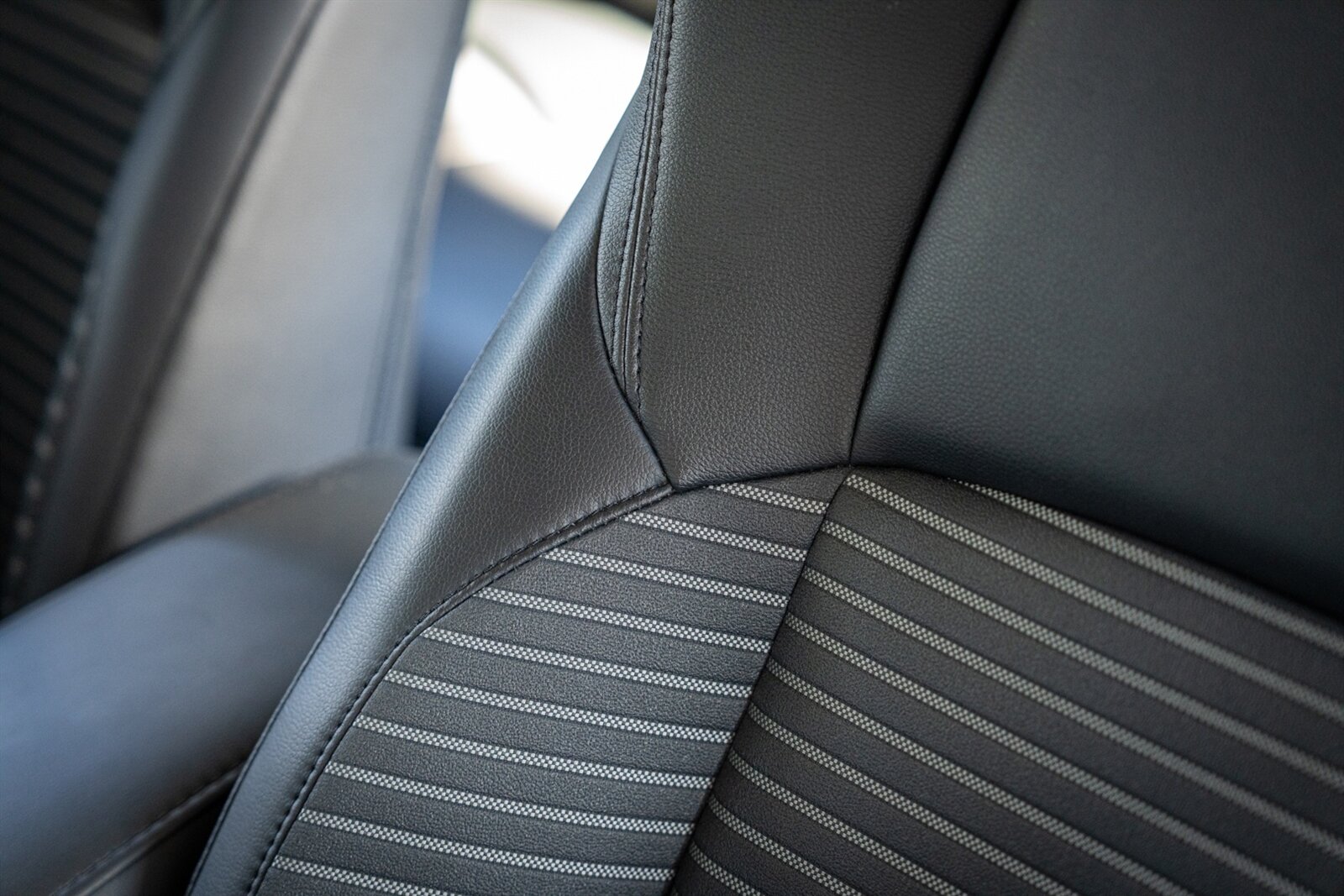 2023 Toyota Corolla Cross Hybrid XSE   - Photo 28 - Renton, WA 98057