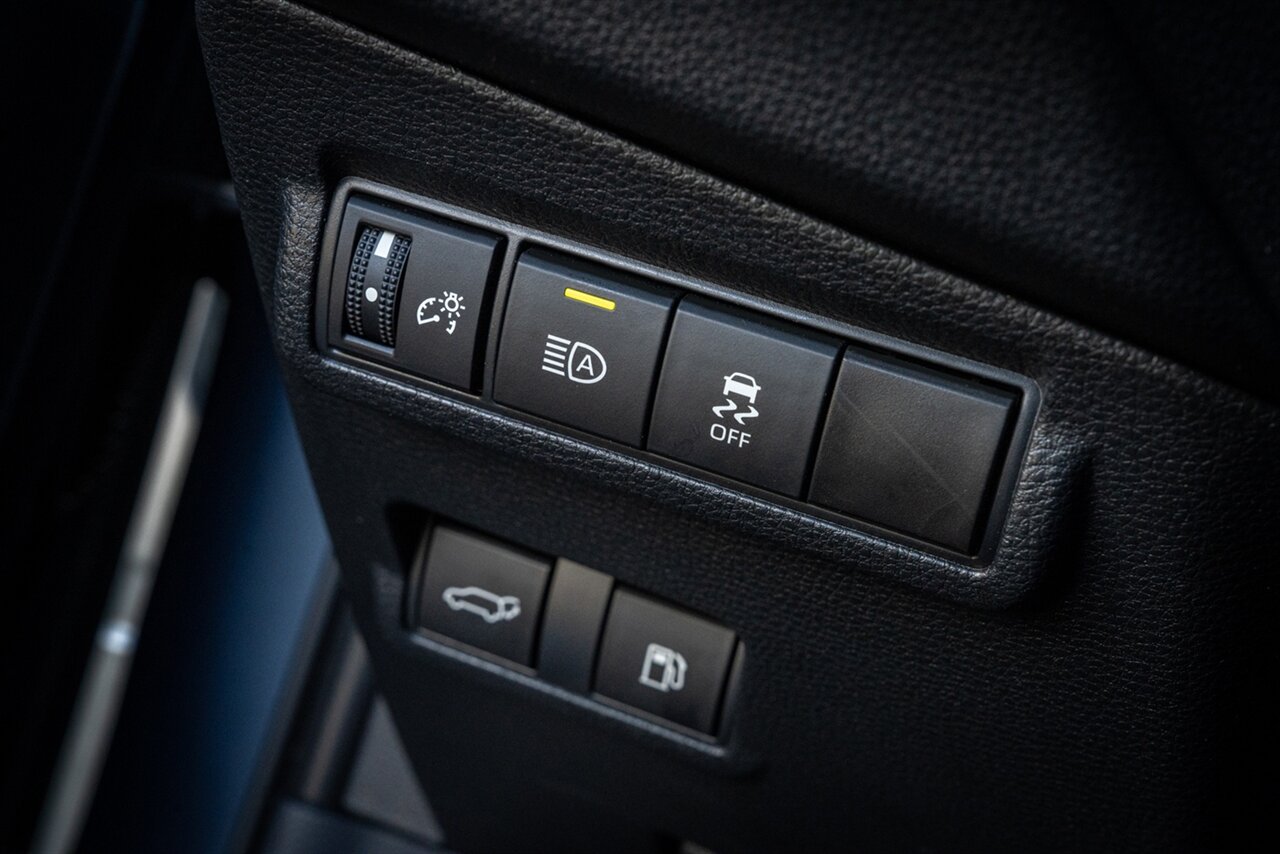 2023 Toyota Corolla Cross Hybrid XSE   - Photo 41 - Renton, WA 98057
