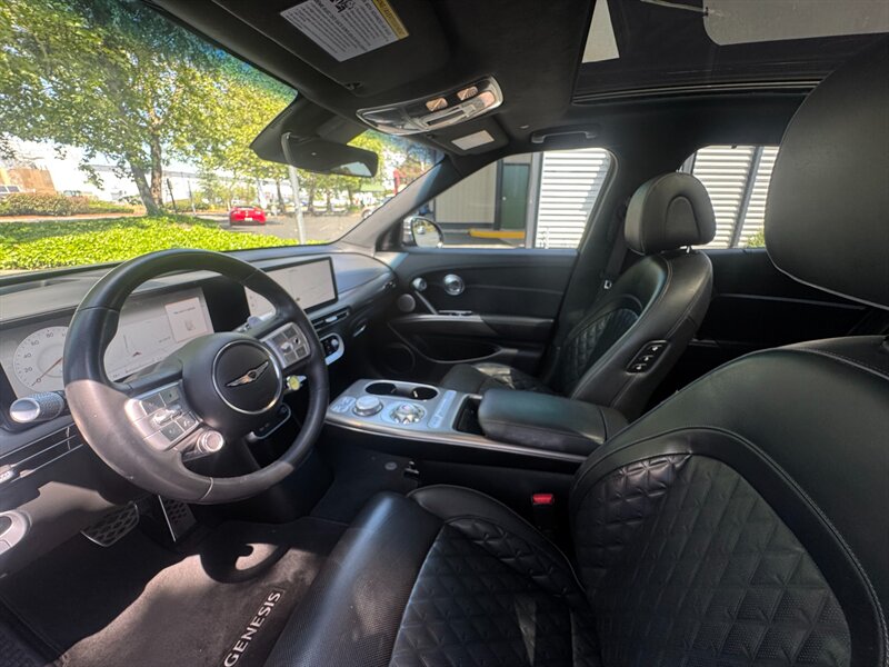 2023 Genesis GV60 Performance   - Photo 15 - Renton, WA 98057
