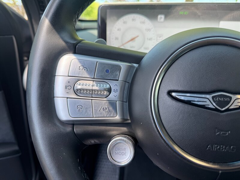 2023 Genesis GV60 Performance   - Photo 9 - Renton, WA 98057