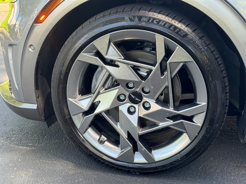 2023 Genesis GV60 Performance   - Photo 18 - Renton, WA 98057
