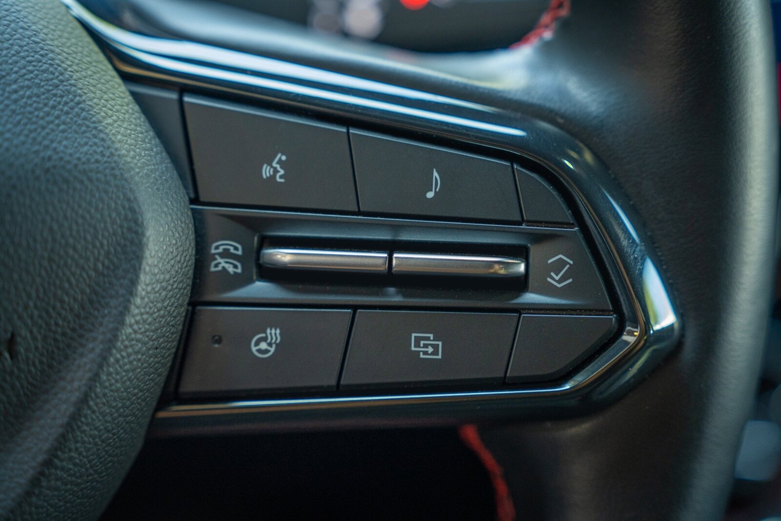 2024 Chevrolet Blazer EV RS   - Photo 43 - Renton, WA 98057