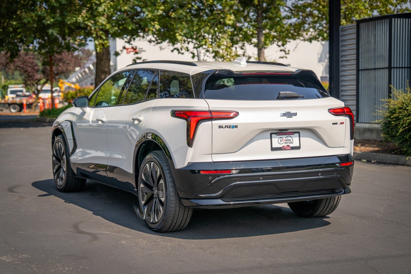 2024 Chevrolet Blazer EV RS   - Photo 11 - Renton, WA 98057