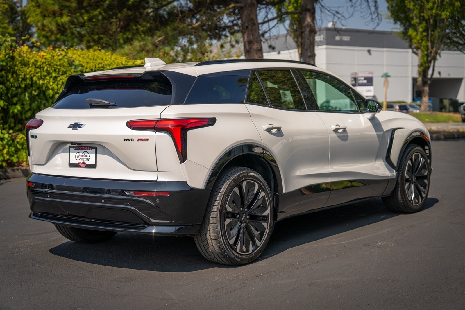 2024 Chevrolet Blazer EV RS   - Photo 13 - Renton, WA 98057