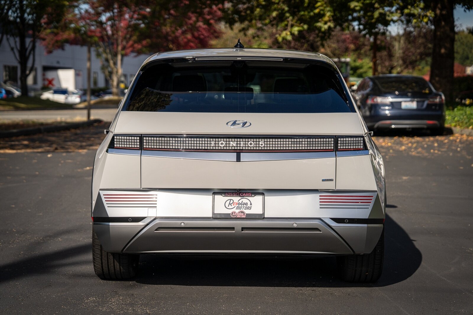 2024 Hyundai IONIQ 5 Limited   - Photo 10 - Renton, WA 98057