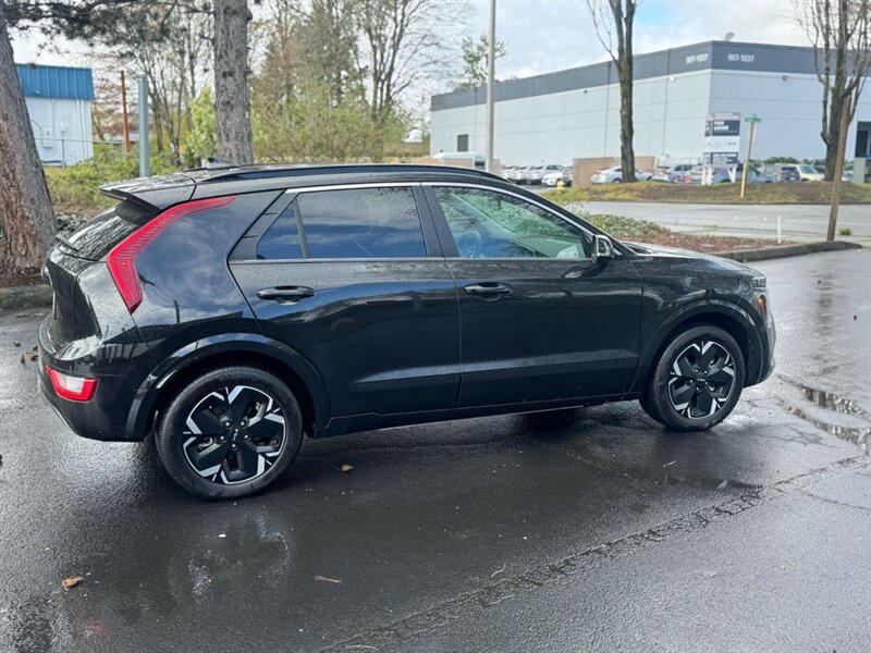 2023 Kia Niro EV Wind   - Photo 4 - Renton, WA 98057