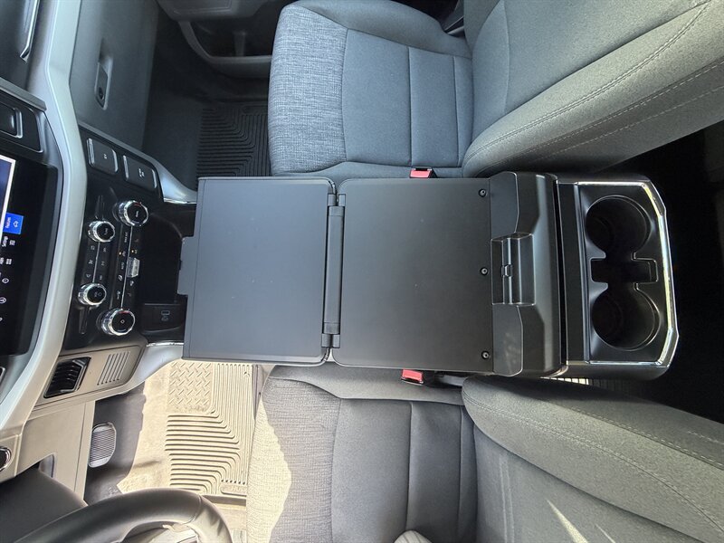 2023 Ford F-150 Lightning XLT   - Photo 17 - Renton, WA 98057