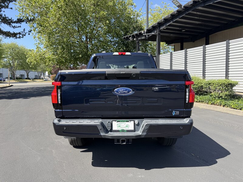2023 Ford F-150 Lightning XLT   - Photo 8 - Renton, WA 98057
