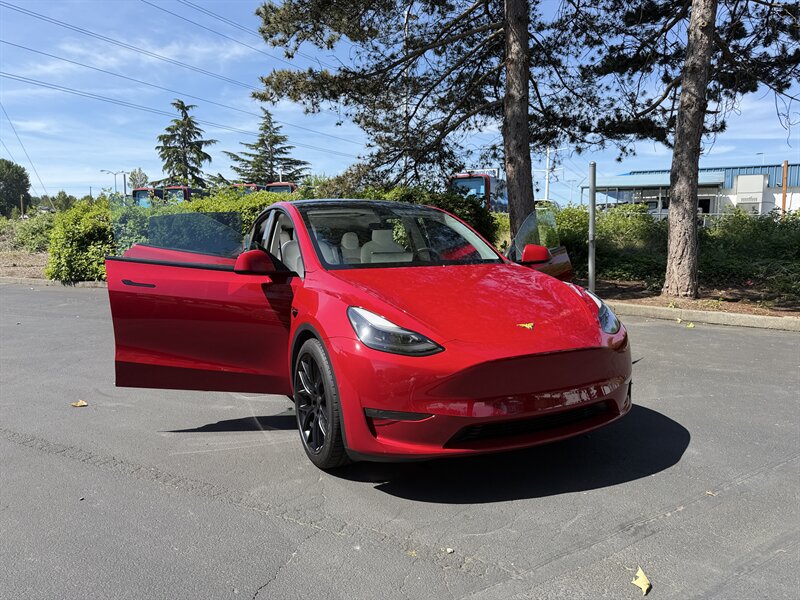 2022 Tesla Model Y Performance   - Photo 5 - Renton, WA 98057