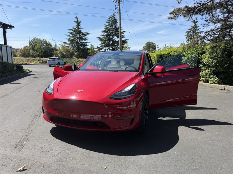 2022 Tesla Model Y Performance   - Photo 3 - Renton, WA 98057