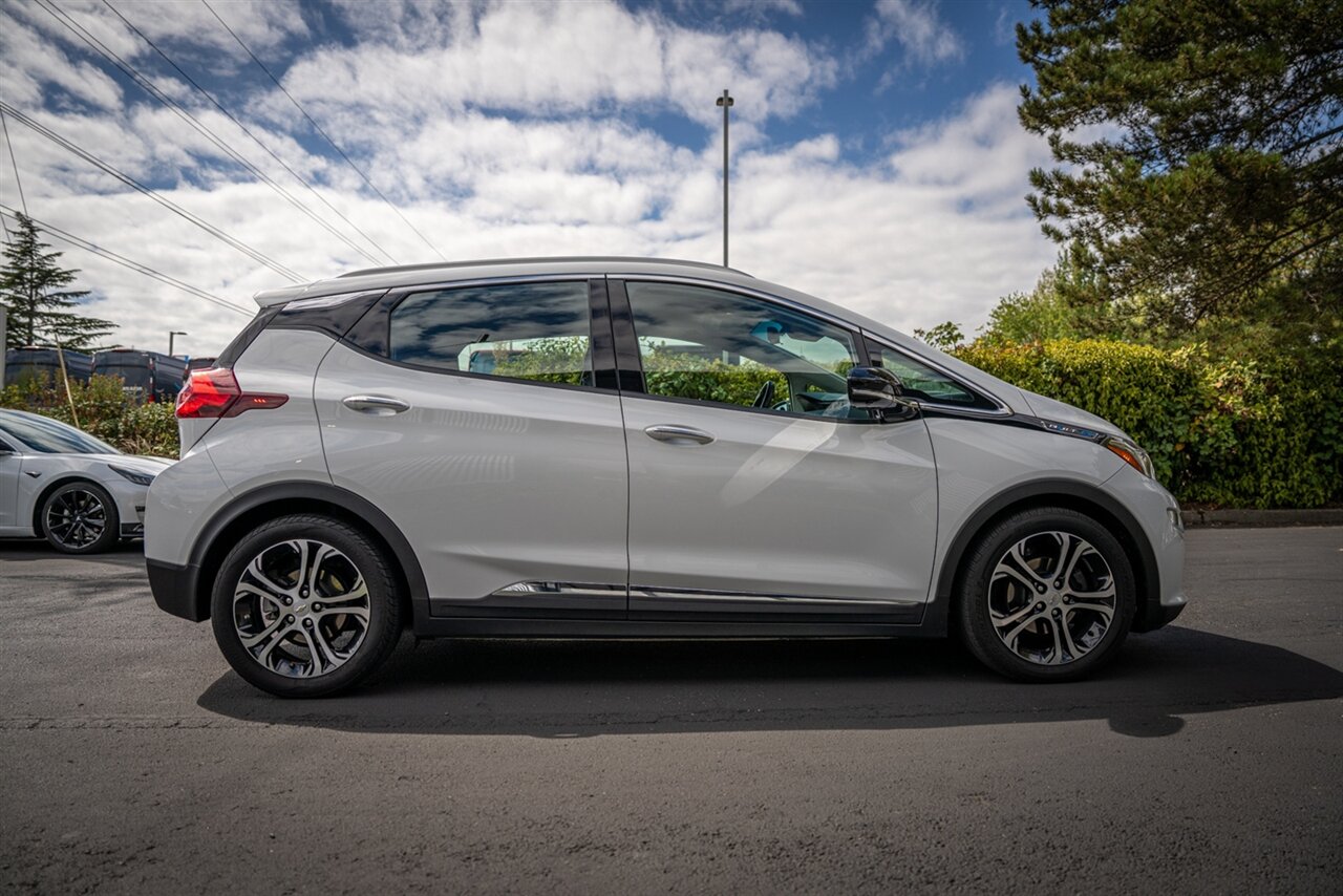 2017 Chevrolet Bolt EV Premier   - Photo 13 - Renton, WA 98057