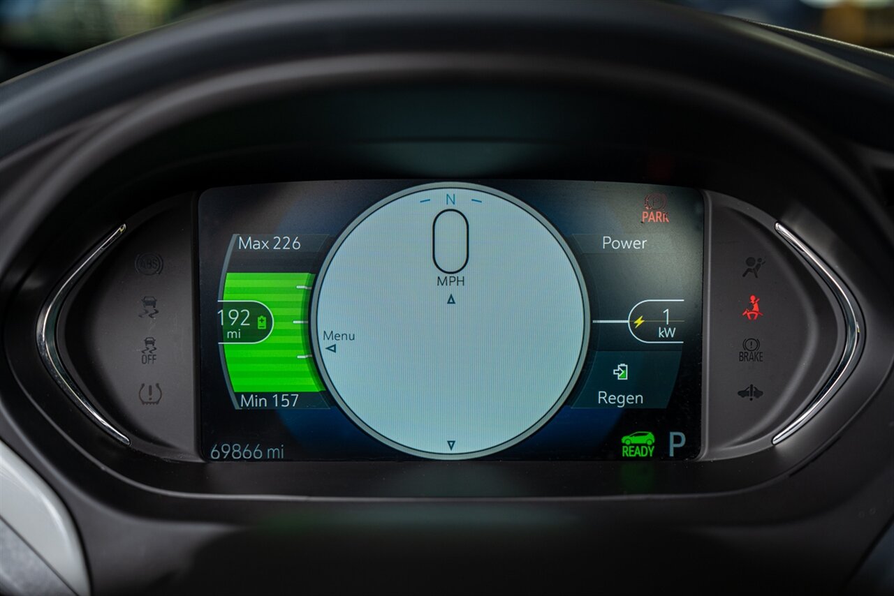 2017 Chevrolet Bolt EV Premier   - Photo 38 - Renton, WA 98057
