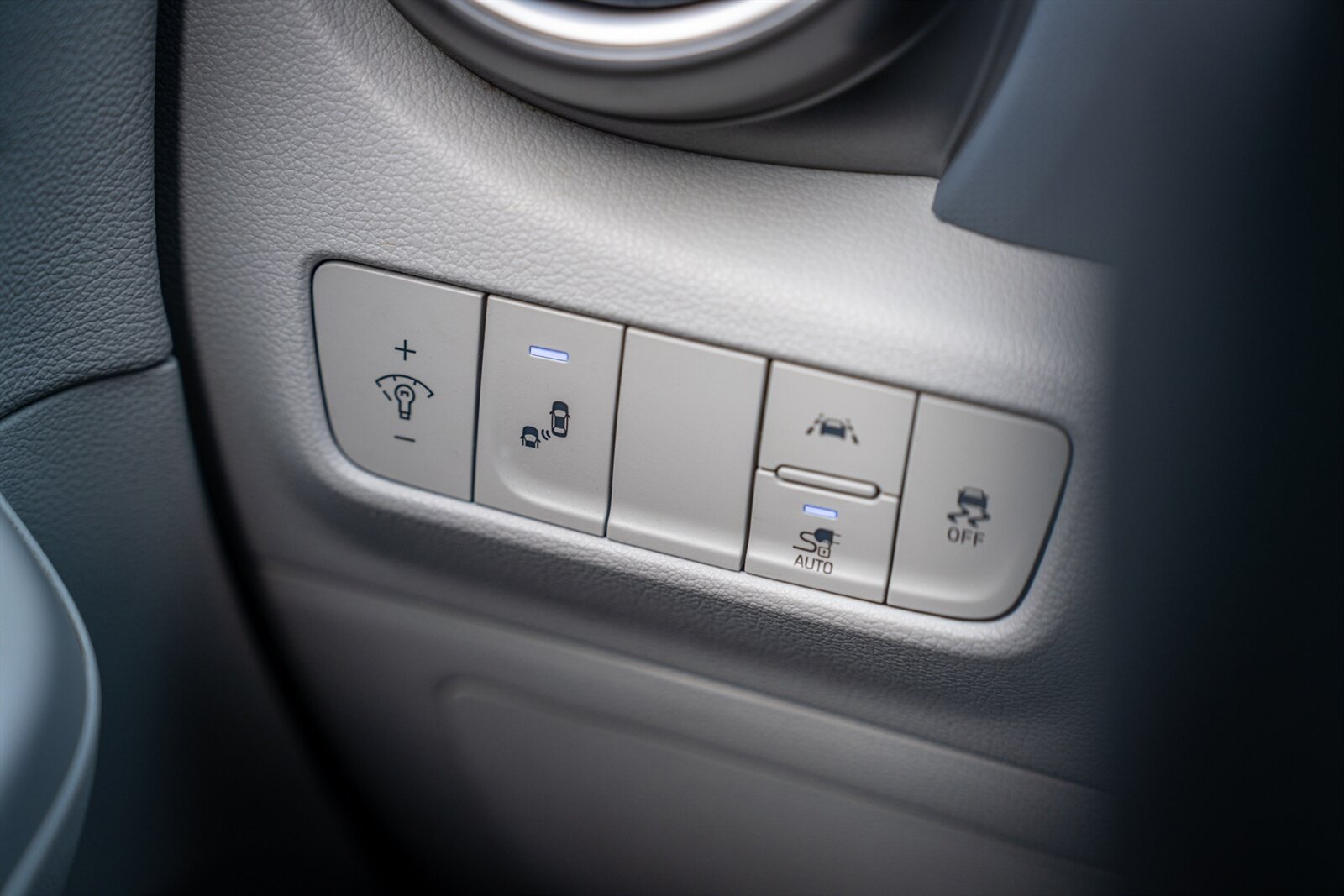 2021 Hyundai KONA Electric Limited   - Photo 35 - Renton, WA 98057