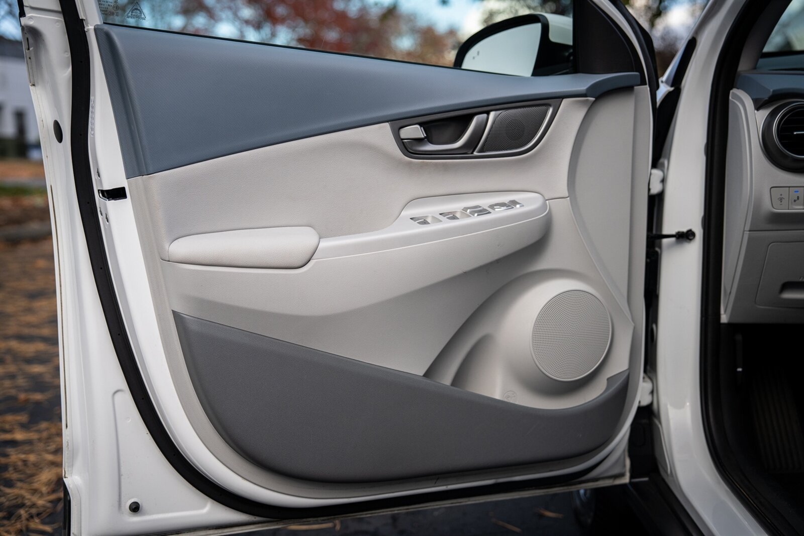 2021 Hyundai KONA Electric Limited   - Photo 24 - Renton, WA 98057