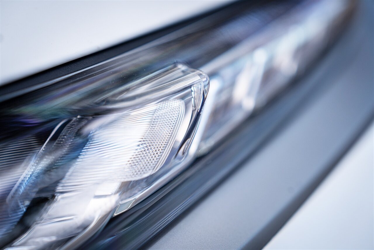 2021 Hyundai KONA Electric Limited   - Photo 13 - Renton, WA 98057
