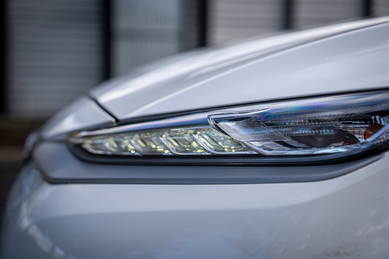 2021 Hyundai KONA Electric Limited   - Photo 4 - Renton, WA 98057