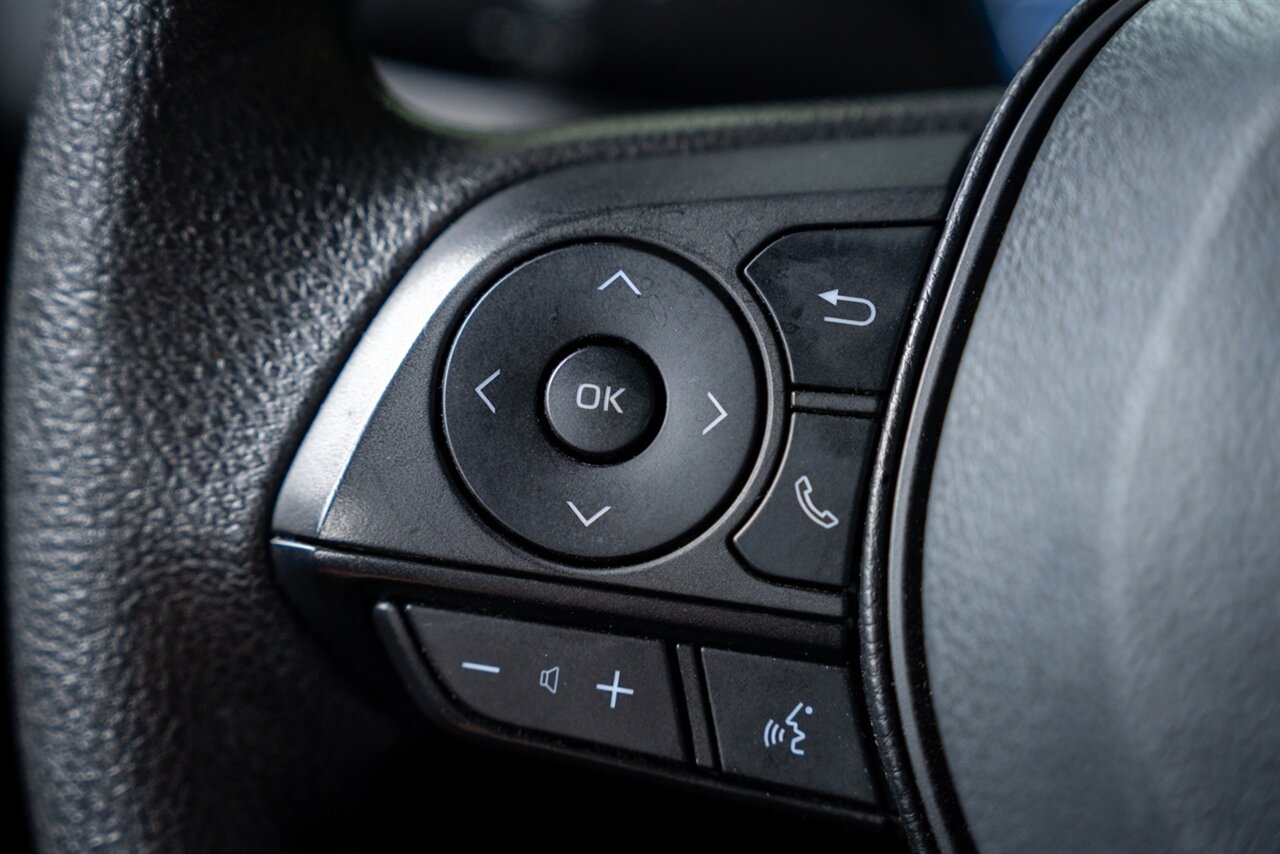 2025 Toyota RAV4 Hybrid XLE   - Photo 24 - Renton, WA 98057
