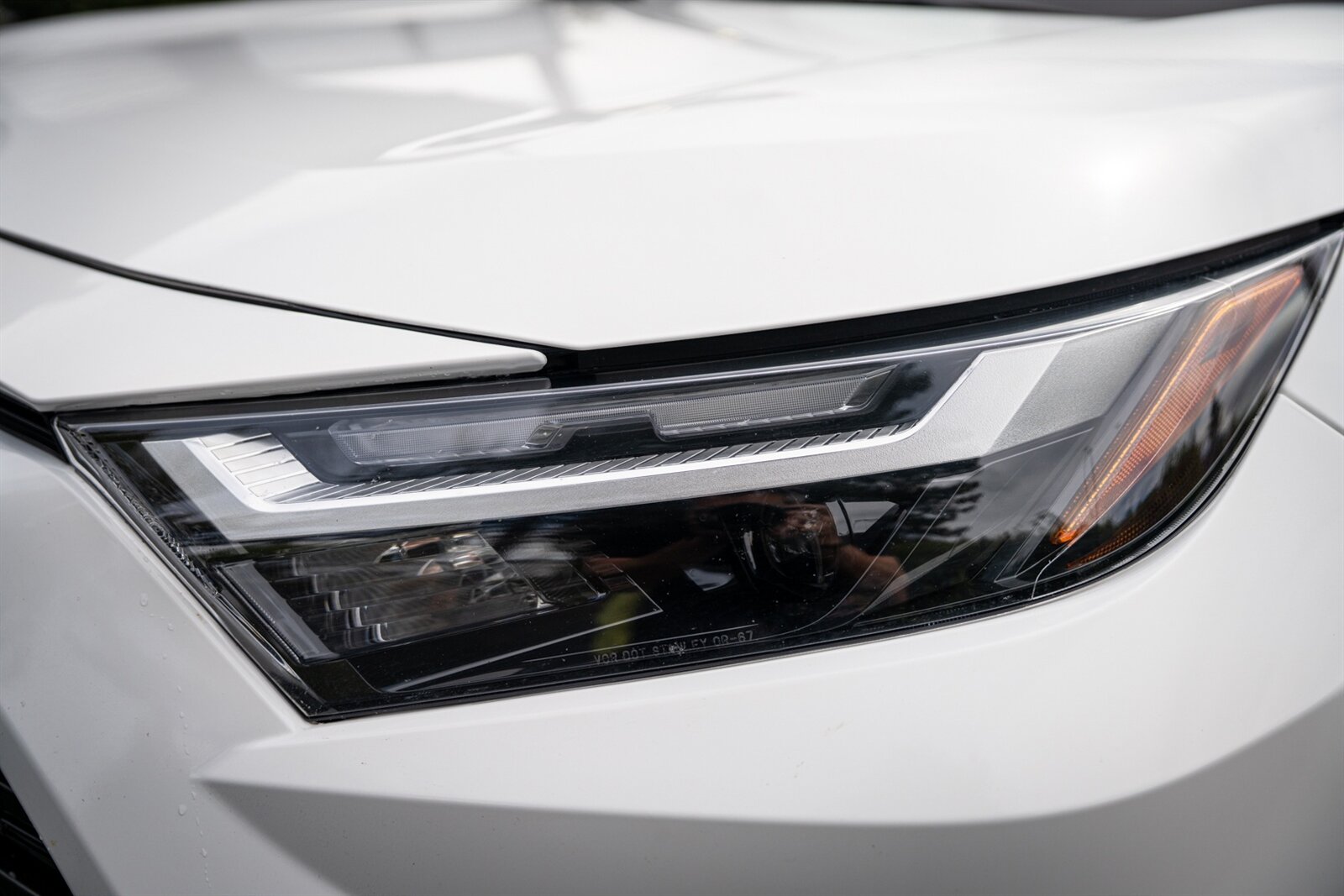 2025 Toyota RAV4 Hybrid XLE   - Photo 4 - Renton, WA 98057