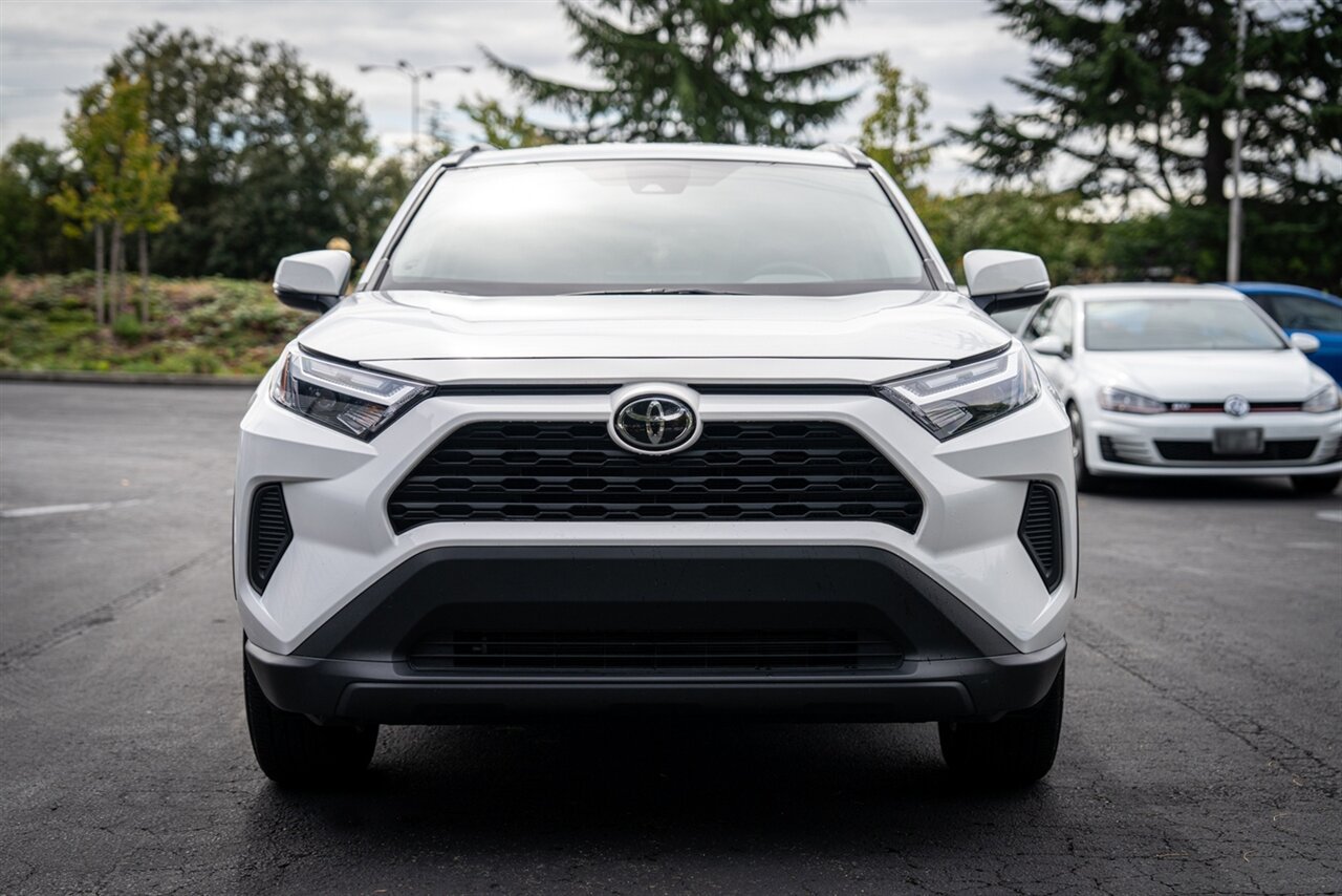 2025 Toyota RAV4 Hybrid XLE   - Photo 2 - Renton, WA 98057