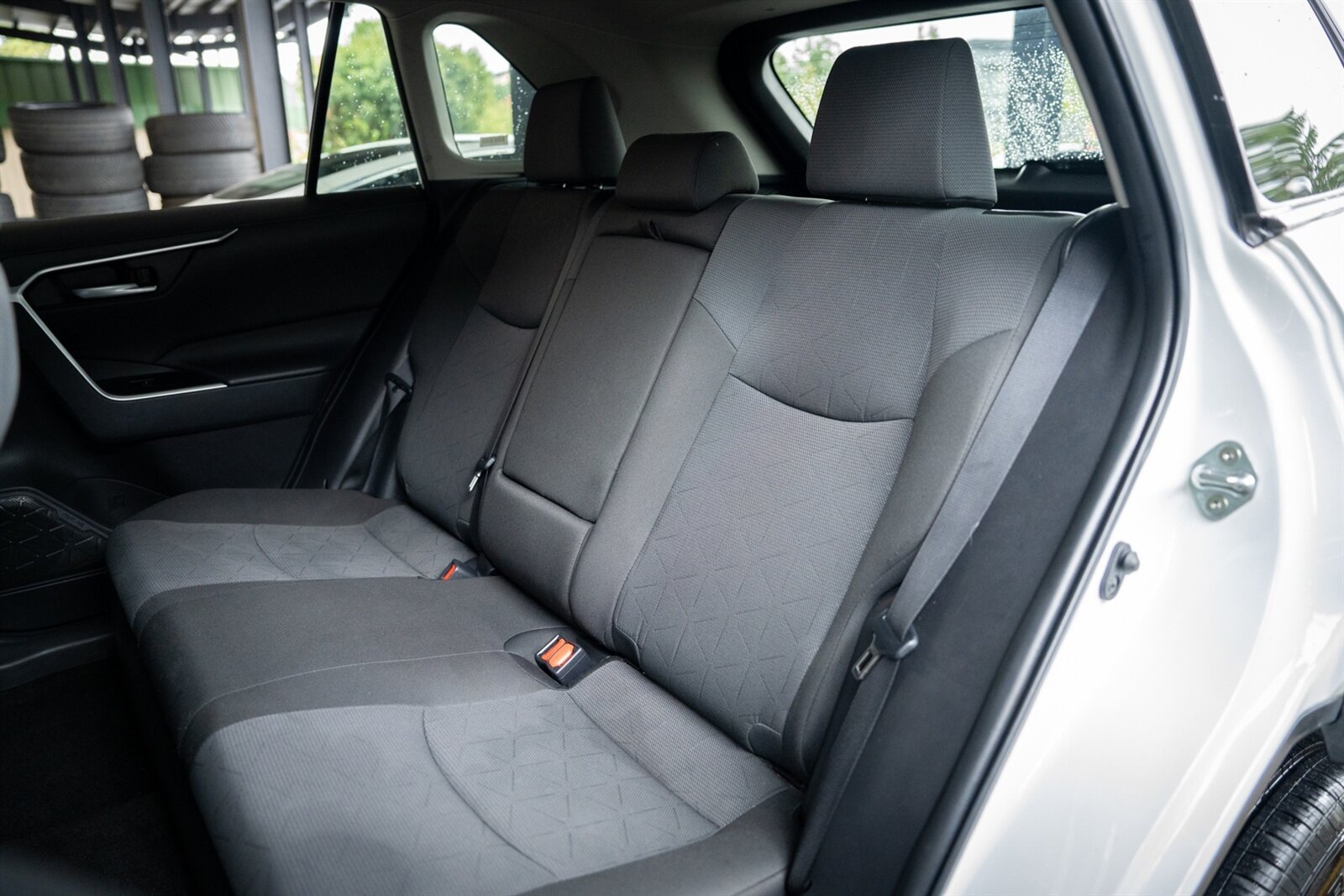 2025 Toyota RAV4 Hybrid XLE   - Photo 39 - Renton, WA 98057