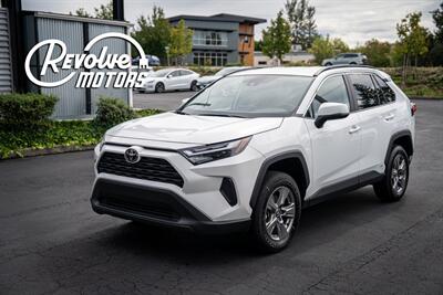 2025 Toyota RAV4 Hybrid XLE SUV
