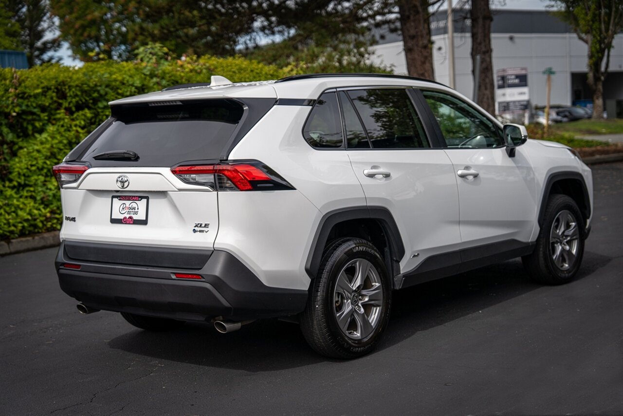 2025 Toyota RAV4 Hybrid XLE   - Photo 10 - Renton, WA 98057