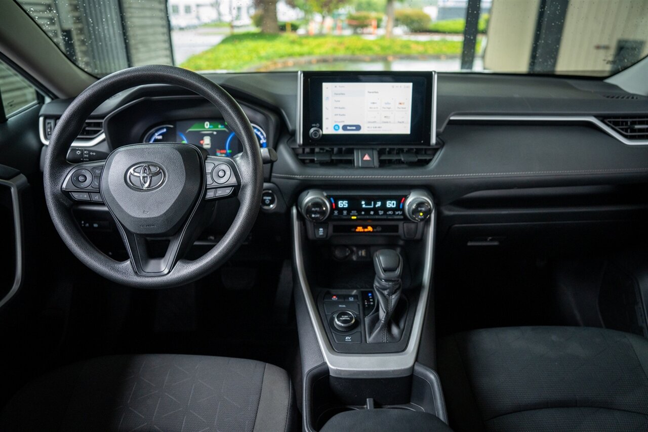 2025 Toyota RAV4 Hybrid XLE   - Photo 22 - Renton, WA 98057