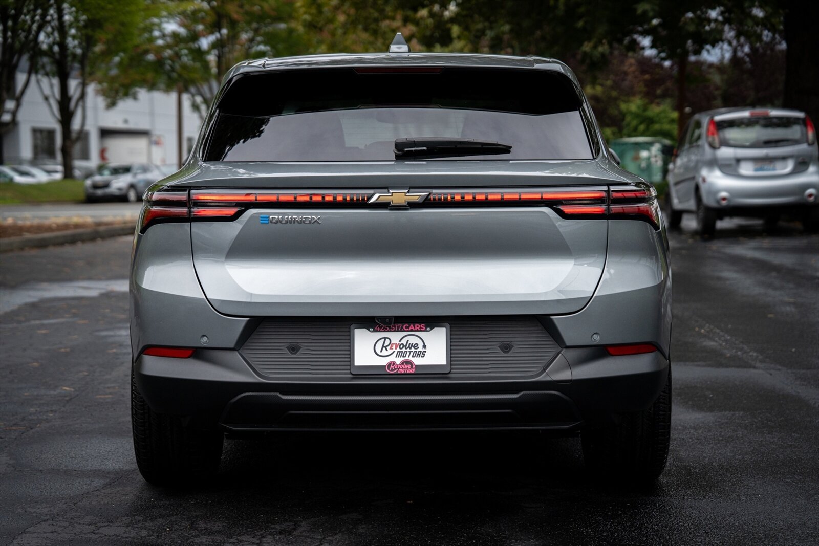 2025 Chevrolet Equinox EV LT   - Photo 10 - Renton, WA 98057