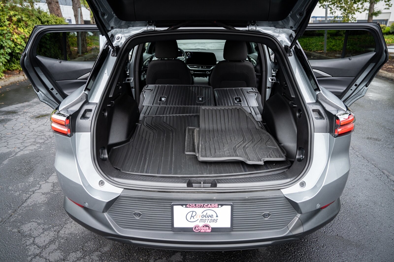 2025 Chevrolet Equinox EV LT   - Photo 24 - Renton, WA 98057