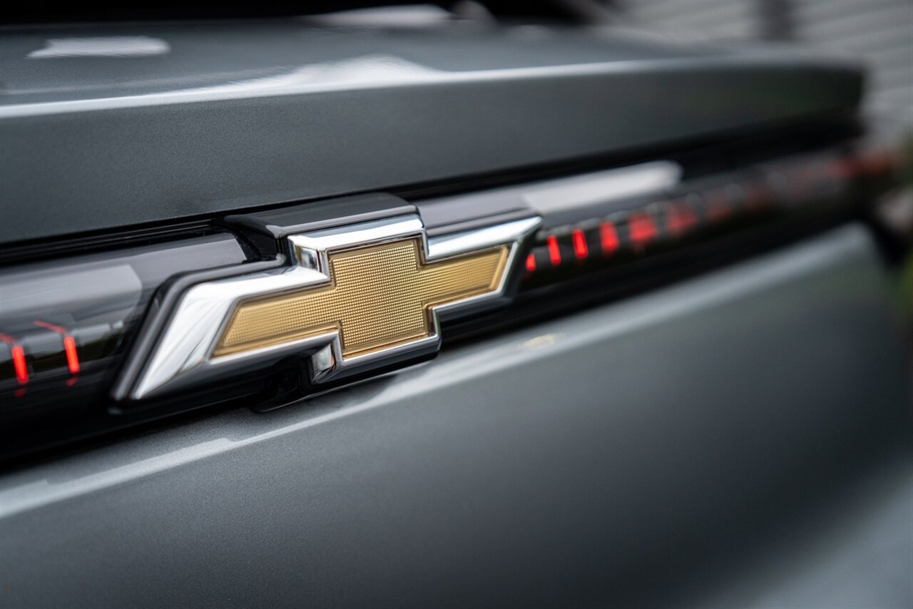 2025 Chevrolet Equinox EV LT   - Photo 16 - Renton, WA 98057
